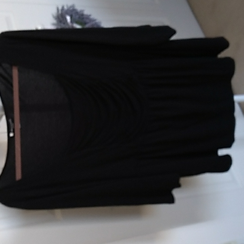 3x Valerie Bertinelli cute top
